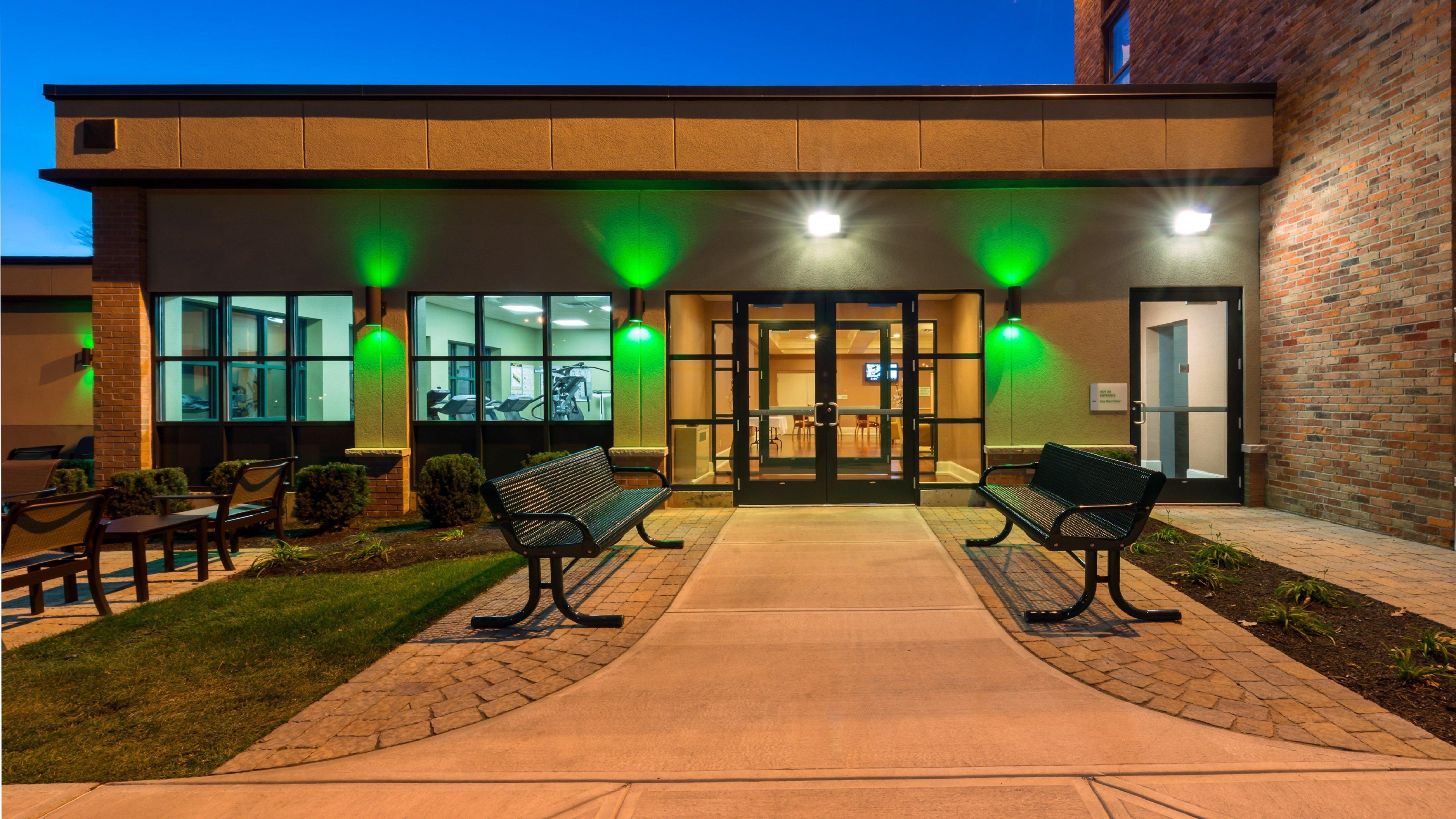 Holiday Inn Saratoga Springs By Ihg Exterior photo