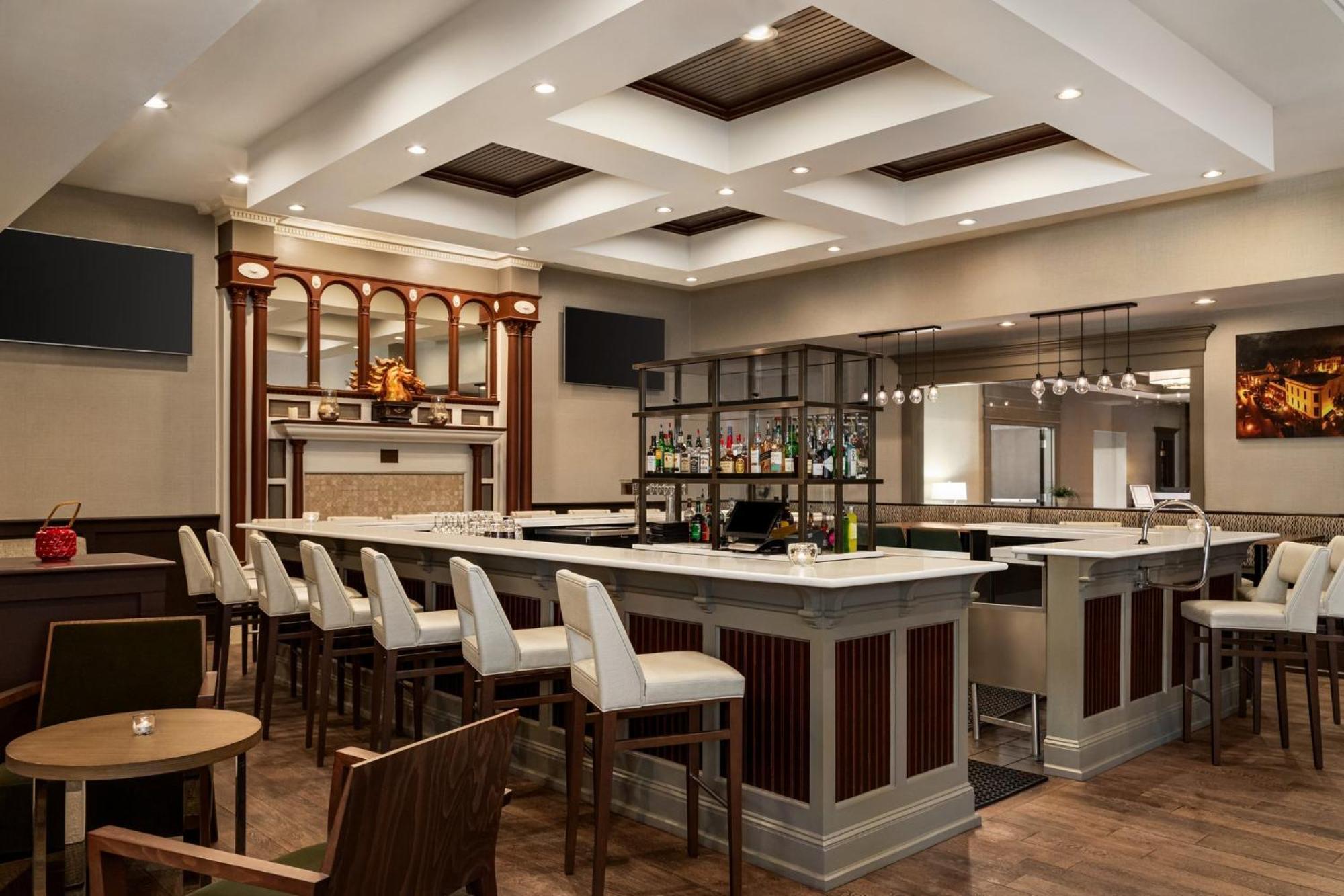 Holiday Inn Saratoga Springs By Ihg Exterior photo
