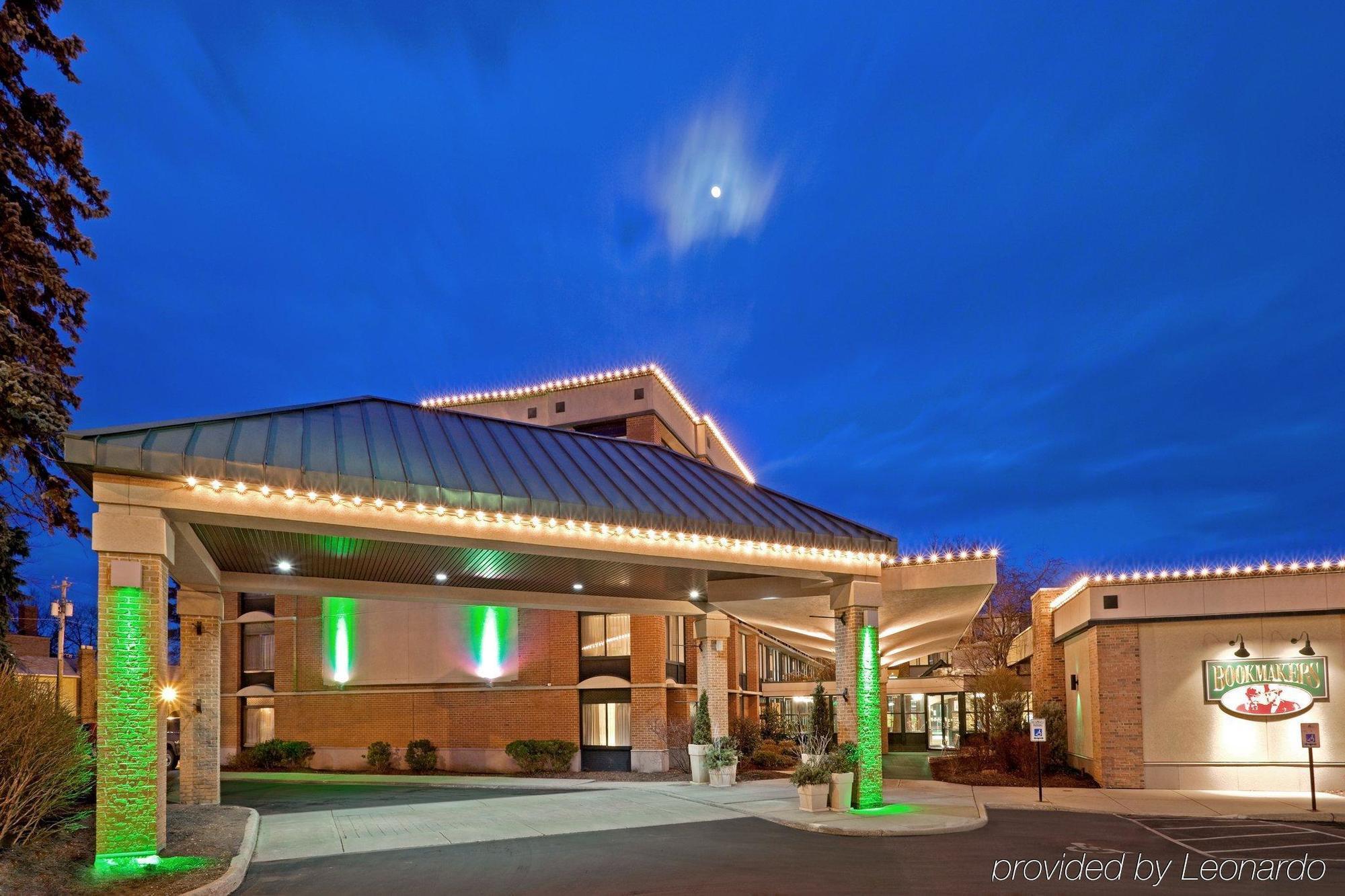 Holiday Inn Saratoga Springs By Ihg Exterior photo