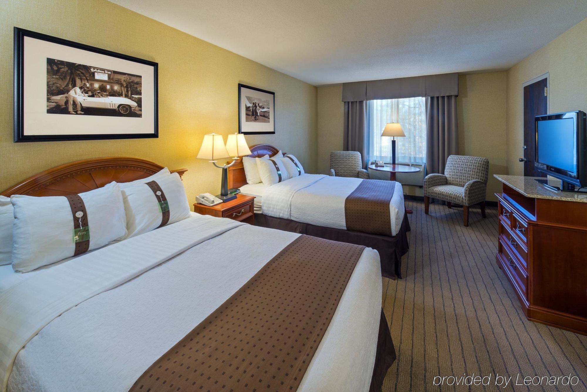 Holiday Inn Saratoga Springs By Ihg Room photo